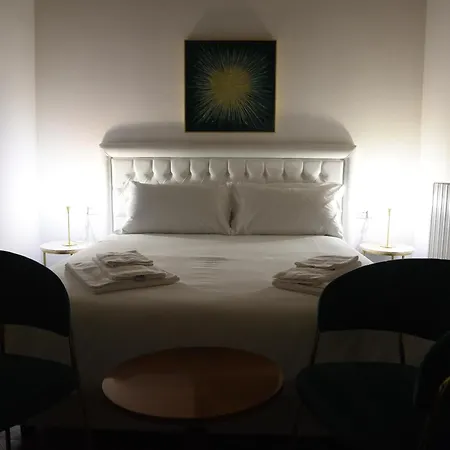 Ln Bed & Breakfast *